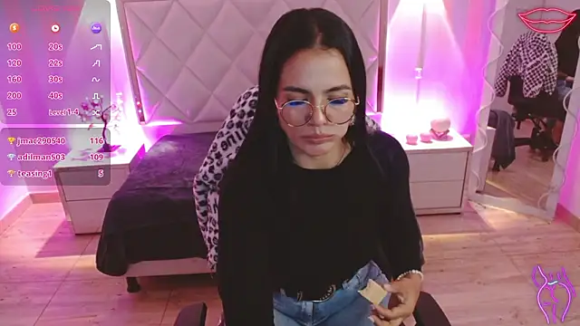 Rosalind_tay – Live XXX-chat