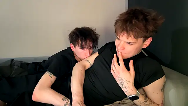 Kevin_bucks 即時 XXX 聊天