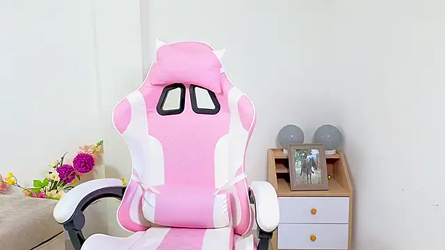 Celesste_40 Adlı Modelin Canlı XXX Sohbeti