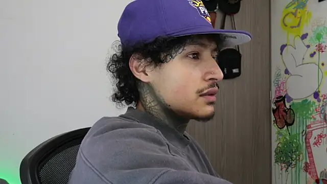 Chat +18 de trieone ao vivo