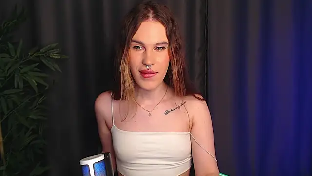 Онлайн чат XXX Cassie_Bae