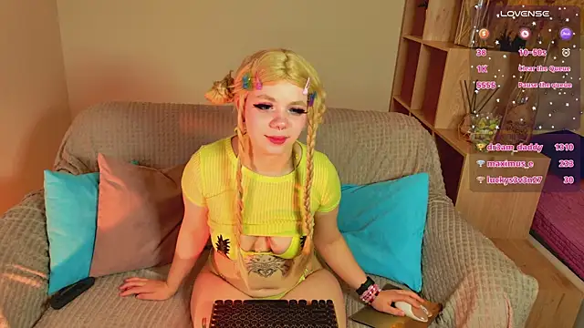 Chat XXX en directo de Waifu_Ketrin