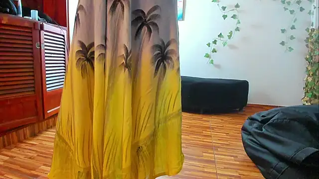 fulfill_fantasies1 live XXX chat