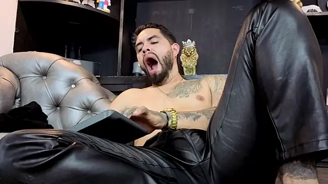 แชท XXX สดของ matteosantos