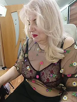 AvrilMillers' Live XXX Chat