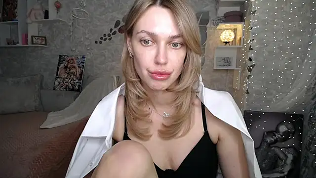 NickyAdamidi live XXX chat