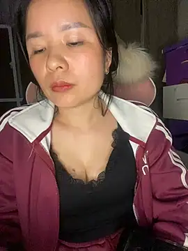 Ivy_Trix2 live XXX chat