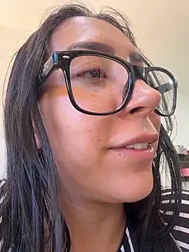 pregnant_sofii18 live XXX chat