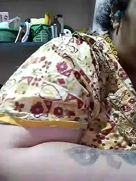 Živý XXX chat tamilthanushri