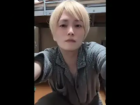 mgnhiroyuki: онлайн-секс-чат