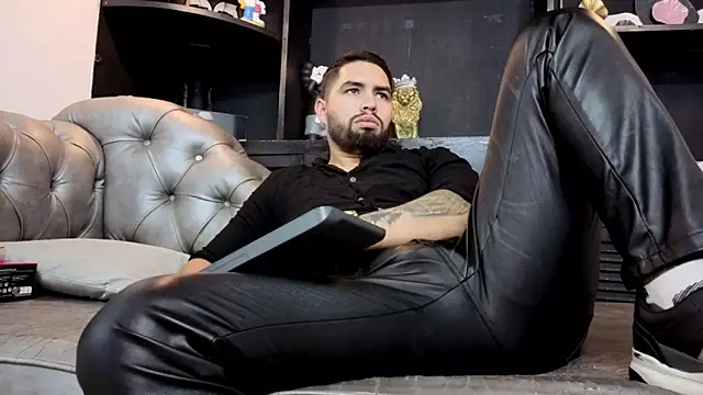 matteosantos Live XXX-Chat