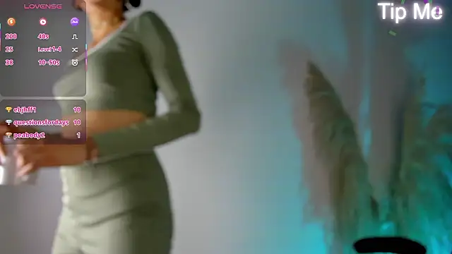 april_dumont 现场XXX聊天