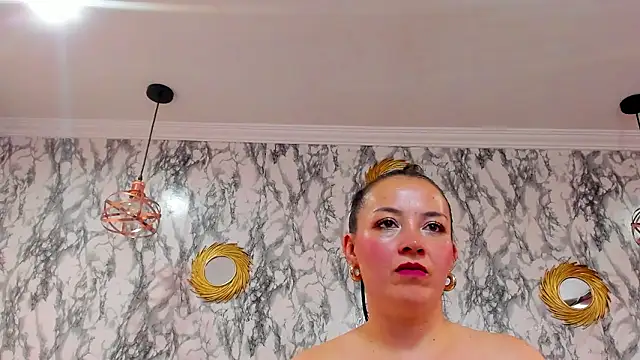 CharlotteSchmidtt Chat XXX in diretta