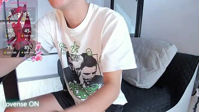 nicktorn 라이브 XXX 채팅