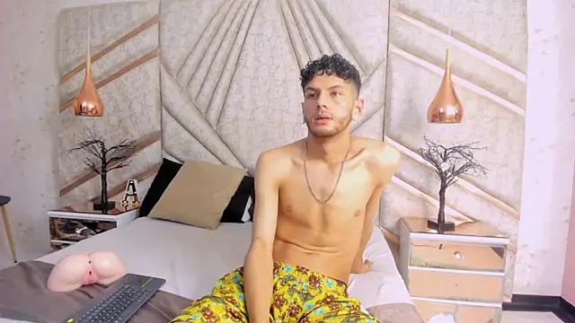 LuckySammer 网络视讯表演