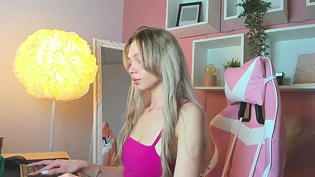 Živý XXX chat LuluAlis