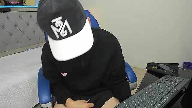 Czat XXX na żywo – SamBlack_