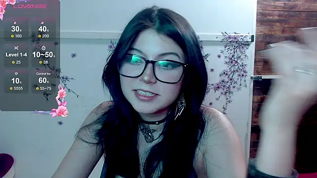 Ginebra_Sensual Adlı Modelin Canlı XXX Sohbeti