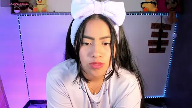 vickylatina_'s Live XXX Chat