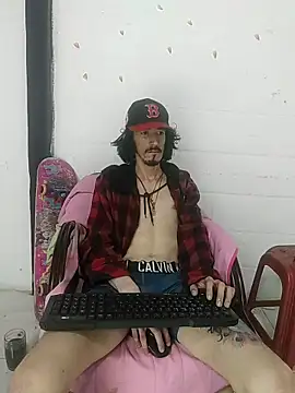 sk8-sir Adlı Modelin Canlı XXX Sohbeti