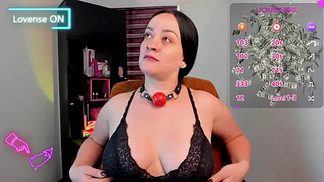 sara_goodgirl13 Chat XXX live