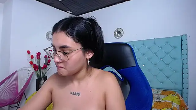 kathe-mills235 – Naživo XXX chat