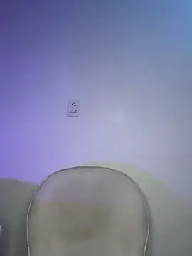 krisstenSantos: онлайн-секс-чат