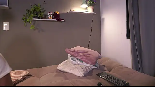 HannahEvanss Adlı Modelin Canlı XXX Sohbeti