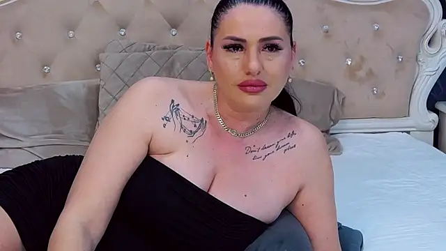 Chat +18 de Lauren_Saint ao vivo