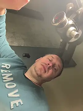 Chatroom XXX en direct de DorianJeday