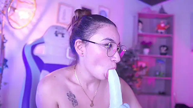 Živý XXX chat issa_monterrey