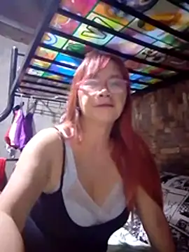 Show de SexyHottMom na webcam