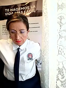 Valentina--1 现场XXX聊天