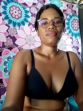 Yandris_1212 现场XXX聊天