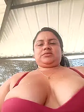 Chat +18 de Lena_Cum69 ao vivo