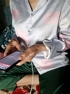 miko_nyan2006 即時 XXX 聊天