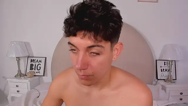 jaccob_18: онлайн-секс-чат