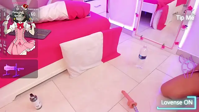 Pokazy przed kamerką – Anaiamoon