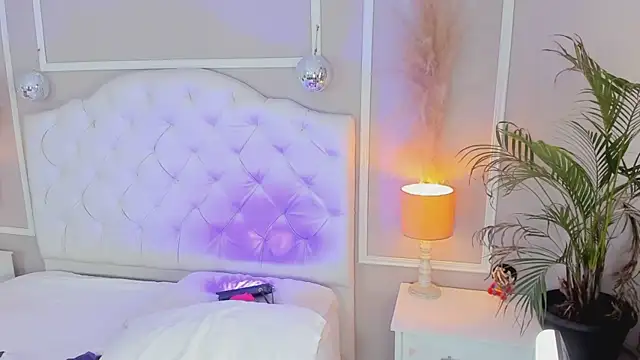 saryth_hottn Live XXX chat