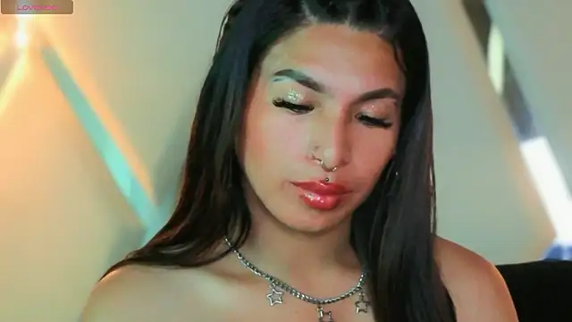 Živý XXX chat MeelFox