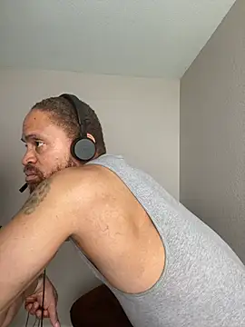 Fathero1time: онлайн-секс-чат