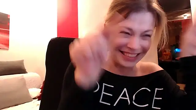 love-biondaのライブXXXチャット