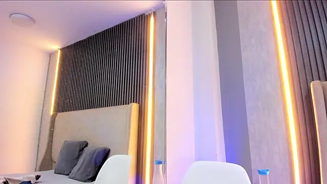 BenitoSaenz's Live XXX Chat