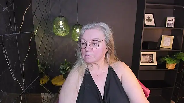 NataliMellow's Live XXX Chat