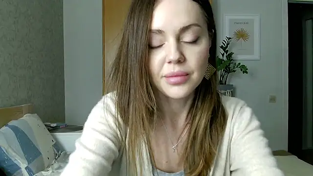 Owly_NZ élő XXX-chatje