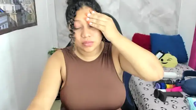 Lunastar02 Chat XXX live