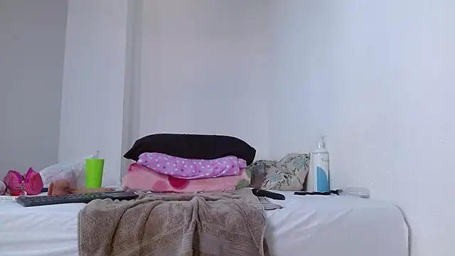 isabel_24_gil: απευθείας συνομιλία ΧΧΧ