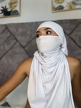 _Tariq 即時 XXX 聊天