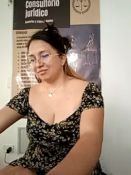 ISABELLA-24_ Chat XXX live