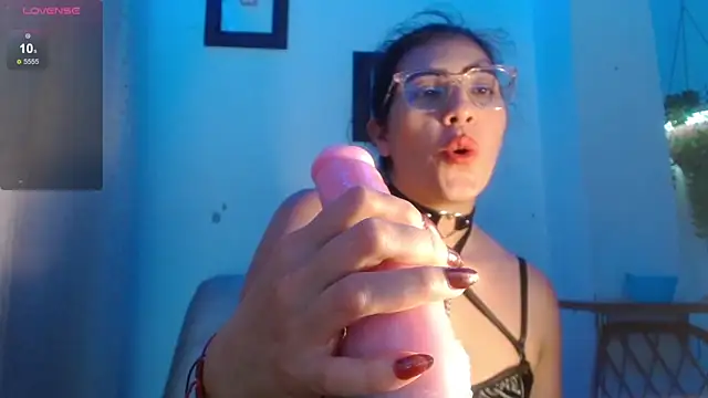 DaMikaela_ Chat XXX live